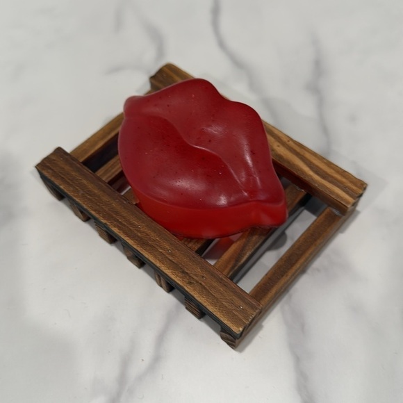 Hand Crafted Other - Lip soap bars💋 Set of 3